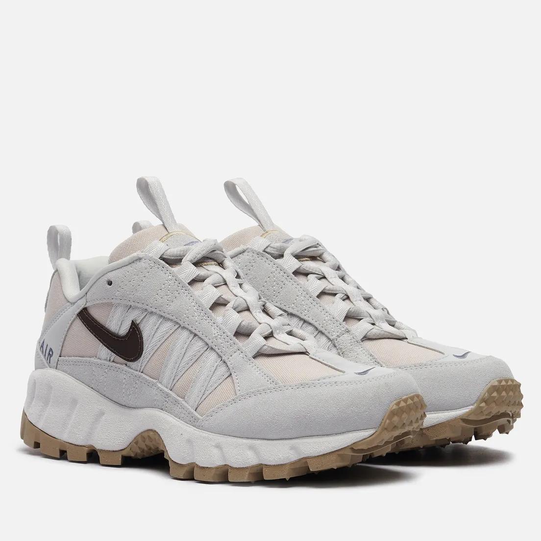 Женские кроссовки Wmns Air Humara SE
