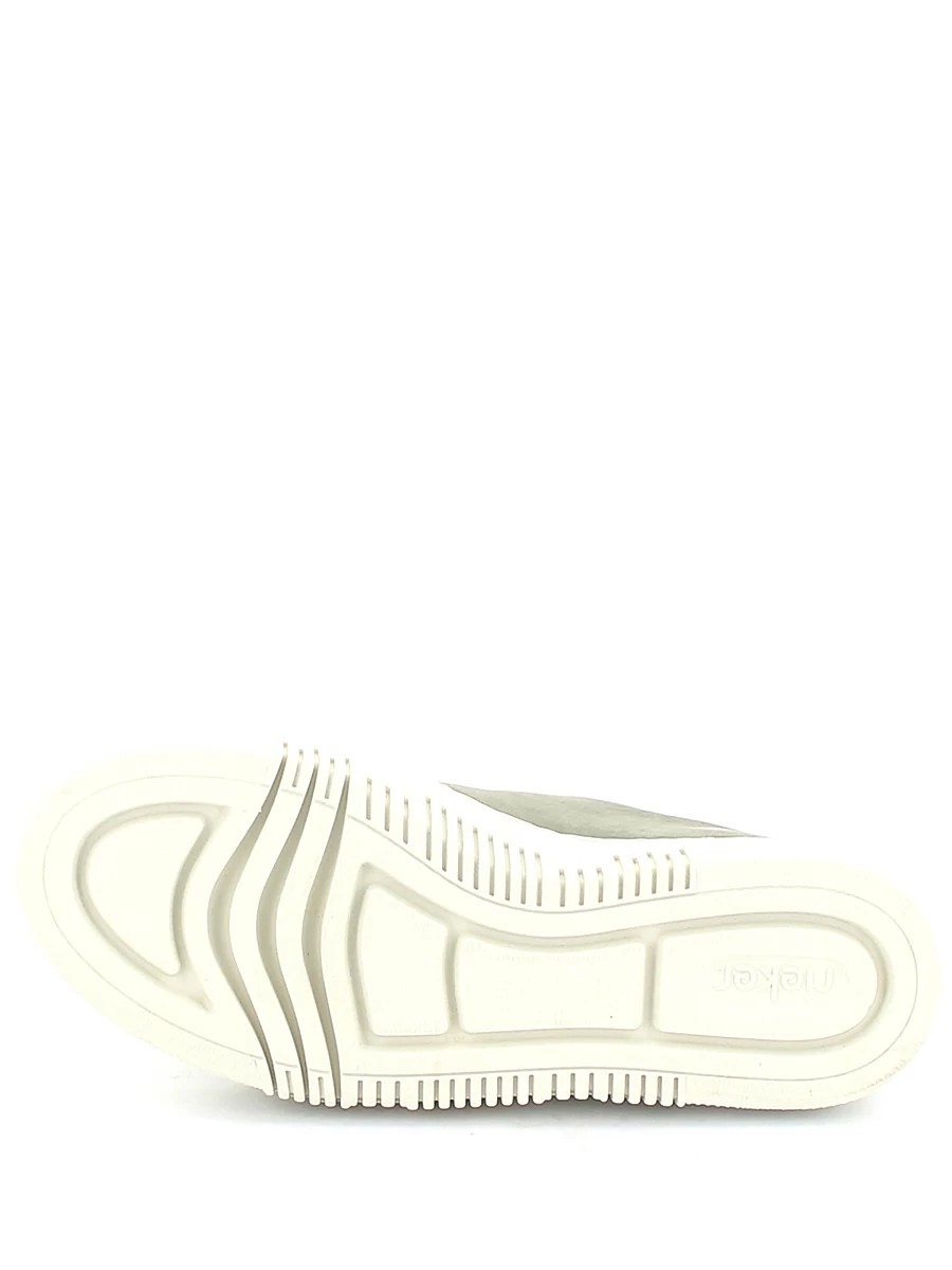 204508.3d.100.17