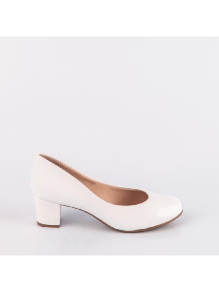 Белые туфли из эко-кожи Beira rio