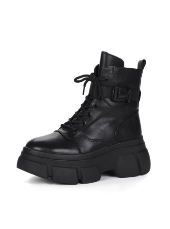 Черные ботинки из кожи на подклдке из натуральной шерсти на тракторной подошве Respect A-2-446